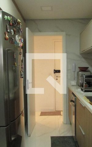 Apartamento à venda com 190m², 3 quartos e 3 vagasCozinha