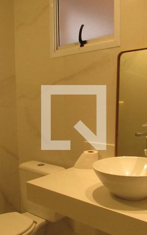 Apartamento à venda com 190m², 3 quartos e 3 vagasBanheiro da suíte 1