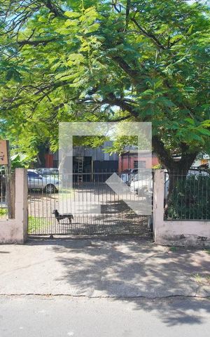 Casa à venda com 65m², 2 quartos e 2 vagasFachada/Placa