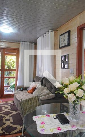 Casa à venda com 65m², 2 quartos e 2 vagasCozinha