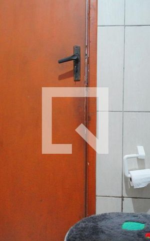 Casa à venda com 65m², 2 quartos e 2 vagasBanheiro
