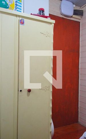 Casa à venda com 65m², 2 quartos e 2 vagasQuarto 2