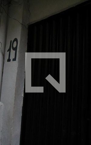 Casa para alugar com 74m², 2 quartos e sem vaga Casa para alugar com 74m², 2 quartos e sem vagaPlaquinha