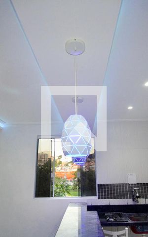Casa para alugar com 74m², 2 quartos e sem vaga Casa para alugar com 74m², 2 quartos e sem vagaSala