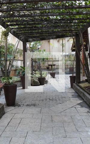 Apartamento à venda com 40m², 1 quarto e 1 vagaÁrea comum