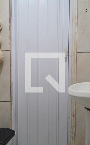 Casa à venda com 286m², 2 quartos e 10 vagas Casa à venda com 286m², 2 quartos e 10 vagasBanheiro