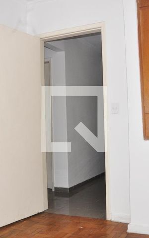 Casa para alugar com 350m², 4 quartos e 2 vagas Casa para alugar com 350m², 4 quartos e 2 vagasQuarto 3