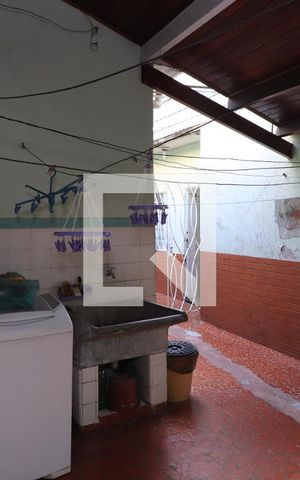 Casa de condomínio à venda com 194m², 5 quartos e 3 vagasÁrea de Serviço