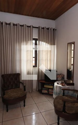 Casa de condomínio à venda com 194m², 5 quartos e 3 vagasQuarto 4 2° Andar