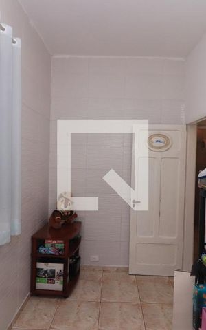 Casa de condomínio à venda com 194m², 5 quartos e 3 vagasQuarto 2