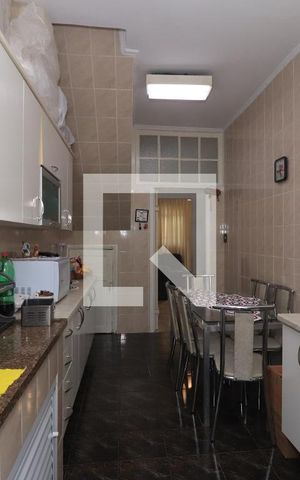 Casa de condomínio à venda com 194m², 5 quartos e 3 vagasCozinha