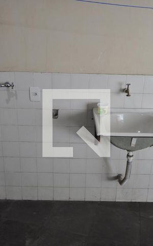 Casa à venda com 200m², 3 quartos e 1 vagaArea de serviço 2