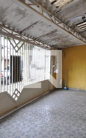 Casa à venda com 200m², 3 quartos e 1 vagaGaragem