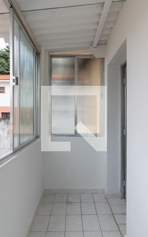 Casa para alugar com 96m², 2 quartos e 1 vagaÁrea de Serviço