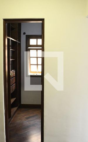 Casa de condomínio para alugar com 285m², 6 quartos e 4 vagasSuíte 2