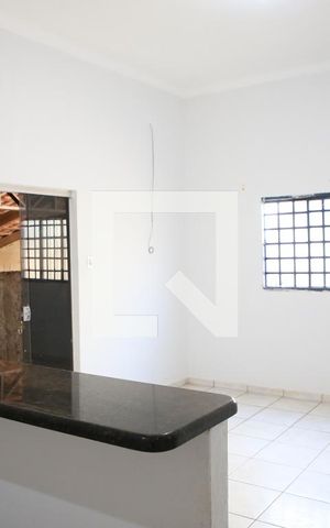 Casa à venda com 180m², 3 quartos e 2 vagasCozinha 
