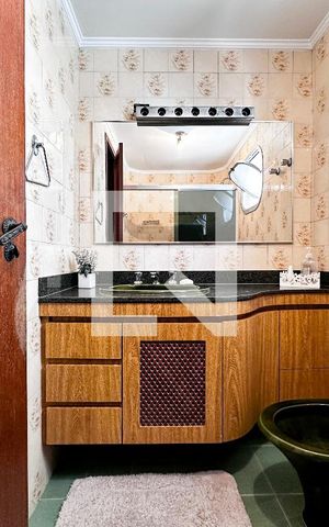 Apartamento à venda com 145m², 4 quartos e 2 vagasBanheiro Suíte