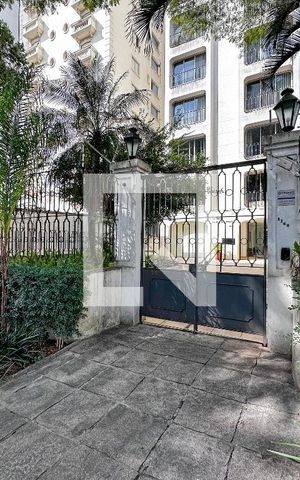 Apartamento à venda com 145m², 4 quartos e 2 vagasFachada
