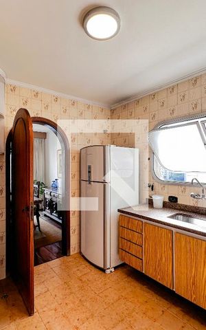 Apartamento à venda com 145m², 4 quartos e 2 vagasCozinha