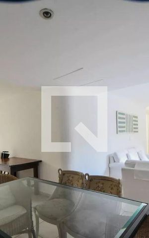 Apartamento à venda com 145m², 4 quartos e 2 vagas Apartamento à venda com 145m², 4 quartos e 2 vagasÁrea comum - Salão de festas