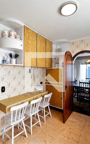Apartamento à venda com 145m², 4 quartos e 2 vagasCozinha