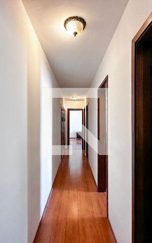Apartamento à venda com 145m², 4 quartos e 2 vagasCorredor Quartos