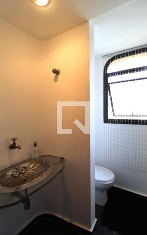 Apartamento para alugar com 210m², 3 quartos e 4 vagasLavabo