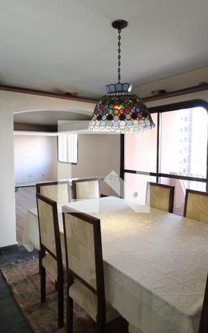 Apartamento para alugar com 210m², 3 quartos e 4 vagasSala de Jantar