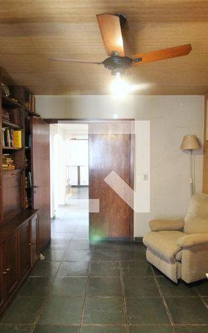 Apartamento para alugar com 210m², 3 quartos e 4 vagasSala de TV