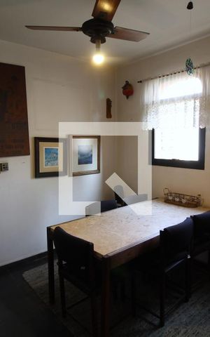 Apartamento para alugar com 210m², 3 quartos e 4 vagasCopa