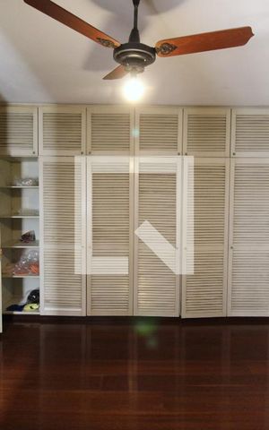 Apartamento para alugar com 210m², 3 quartos e 4 vagasQuarto 2