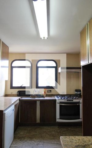 Apartamento para alugar com 210m², 3 quartos e 4 vagasCozinha