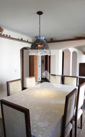 Apartamento para alugar com 210m², 3 quartos e 4 vagasSala de Jantar