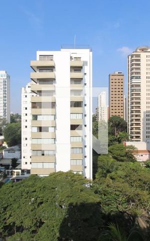 Apartamento para alugar com 210m², 3 quartos e 4 vagasVista da Sala