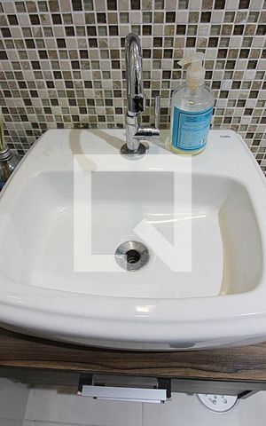 Apartamento à venda com 56m², 2 quartos e 1 vagaBanheiro Social