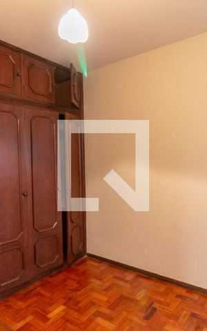 Casa à venda com 225m², 4 quartos e 3 vagas Casa à venda com 225m², 4 quartos e 3 vagasQuarto 3