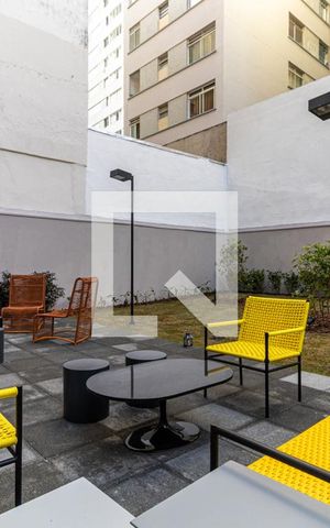 Studio à venda com 33m², 1 quarto e sem vagaÁrea comum - Salão de festas