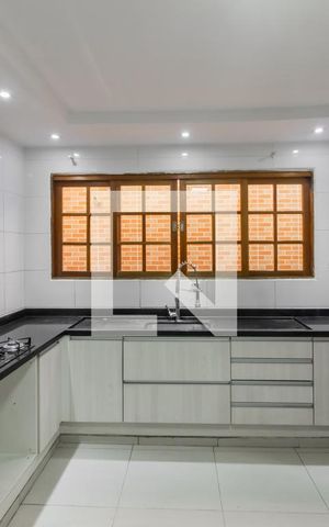 Casa à venda com 60m², 1 quarto e sem vaga Casa à venda com 60m², 1 quarto e sem vagaCozinha