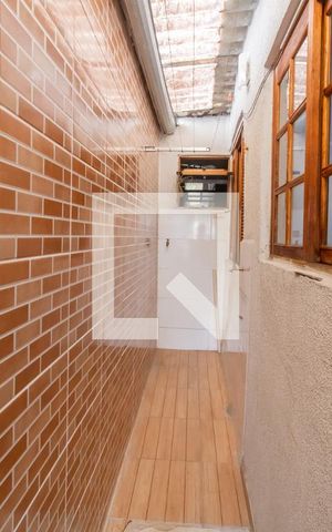 Casa à venda com 60m², 1 quarto e sem vaga Casa à venda com 60m², 1 quarto e sem vagaCorredor
