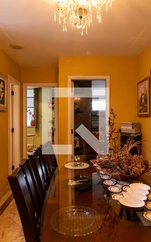Apartamento à venda com 135m², 3 quartos e 1 vaga Apartamento à venda com 135m², 3 quartos e 1 vagaSala de Jantar