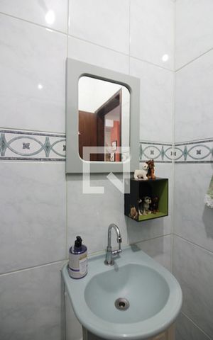 Casa à venda com 215m², 3 quartos e 2 vagasLavabo