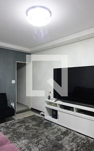 Casa à venda com 215m², 3 quartos e 2 vagasSala