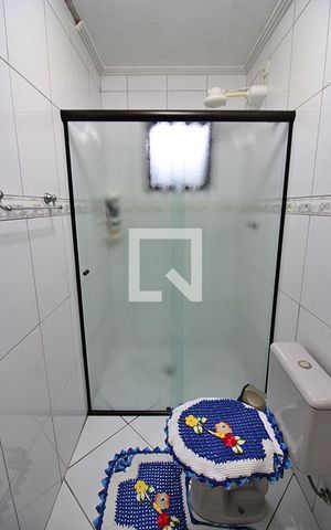 Casa à venda com 215m², 3 quartos e 2 vagasQuarto 2 - Suíte Banheiro