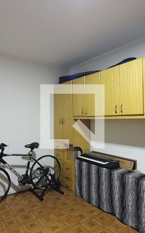 Casa à venda com 215m², 3 quartos e 2 vagasQuarto 2 - Suíte