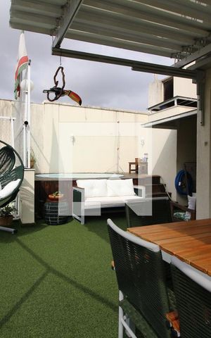 Apartamento à venda com 180m², 3 quartos e 2 vagasÁrea Externa