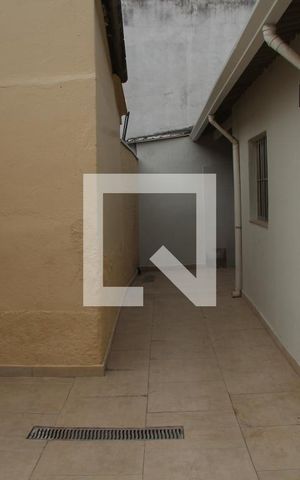 Casa para alugar com 62m², 2 quartos e 1 vagaQuintal 