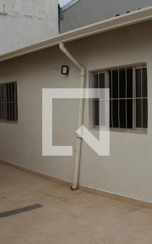 Casa para alugar com 62m², 2 quartos e 1 vagaQuintal 