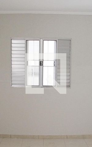 Casa para alugar com 62m², 2 quartos e 1 vagaQuarto 02