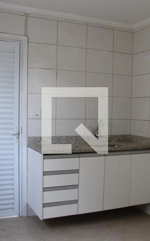 Casa para alugar com 62m², 2 quartos e 1 vagaCozinha 