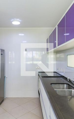 Casa de condomínio para alugar com 227m², 4 quartos e 4 vagas Casa de condomínio para alugar com 227m², 4 quartos e 4 vagasCozinha